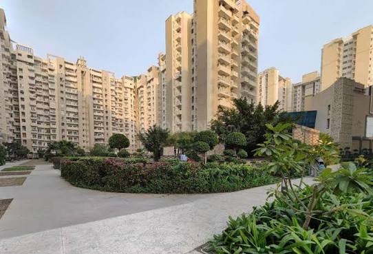 Ajnara Panorama residential towers